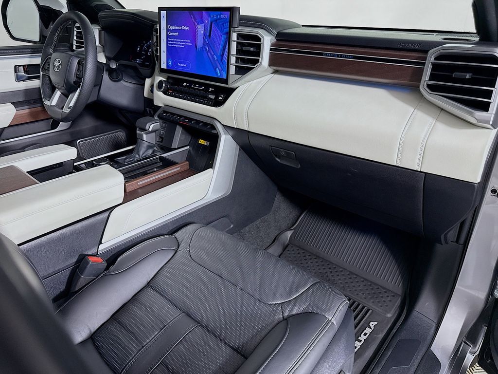 Thumbnail: 2024 Toyota Sequoia - 30