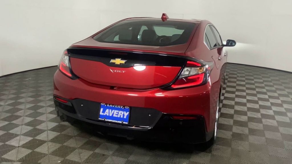 2019 Chevrolet Volt Premier 8