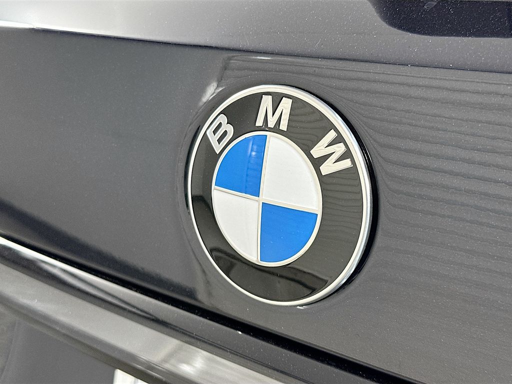 Thumbnail: 2026 BMW X7 - 22