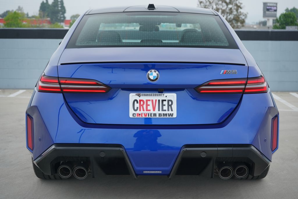 Thumbnail: 2026 BMW M5 - 8