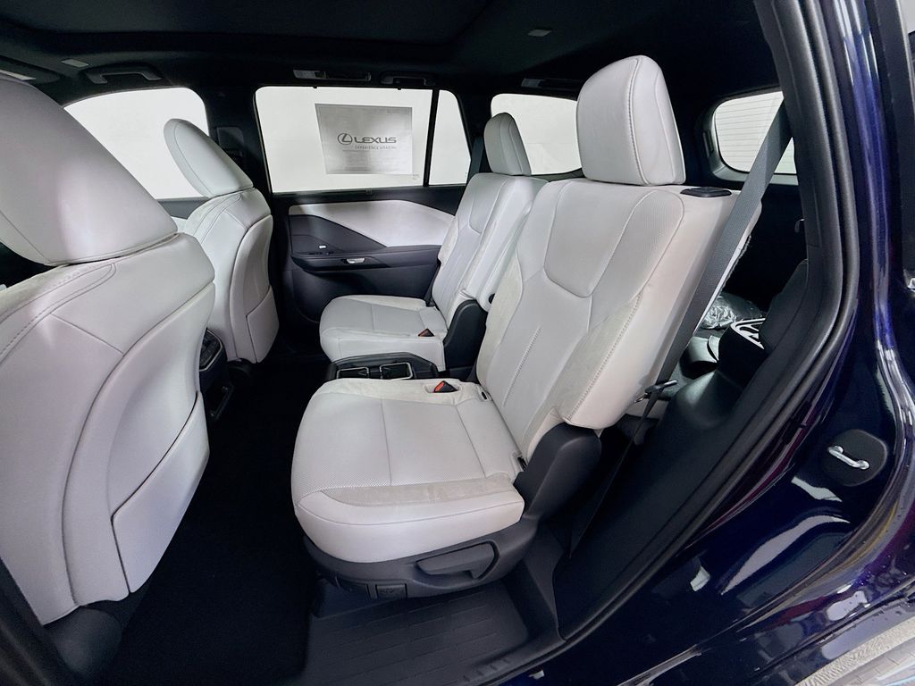 Thumbnail: 2026 Lexus TX - 17