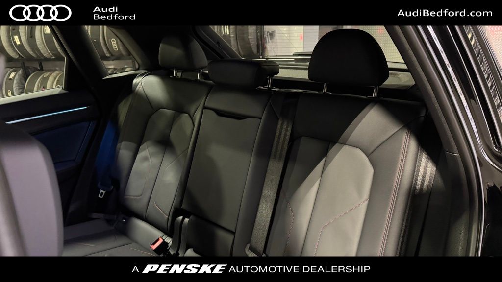 Thumbnail: 2025 Audi Q3 - 21