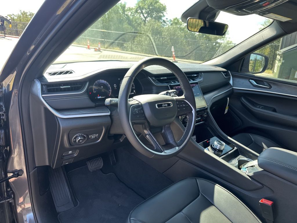 New Car 2025 Jeep Grand Cherokee  Limited For Sale Under $50,000 In Austin, Texas