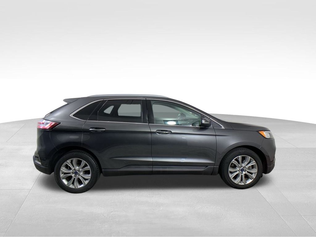 2020 Ford Edge Titanium 7