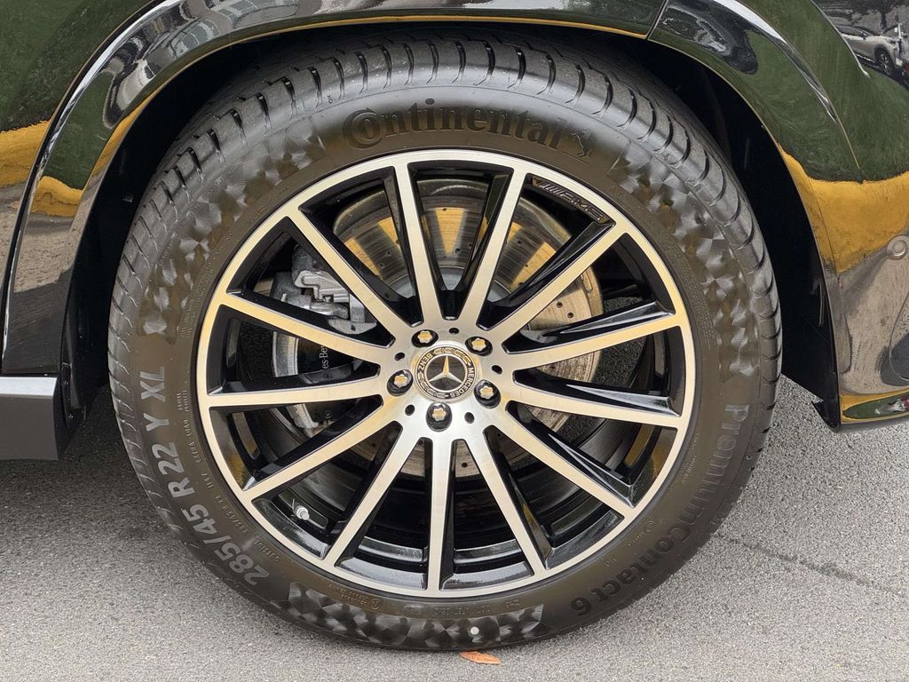 Thumbnail: 2024 Mercedes-Benz GLS - 14