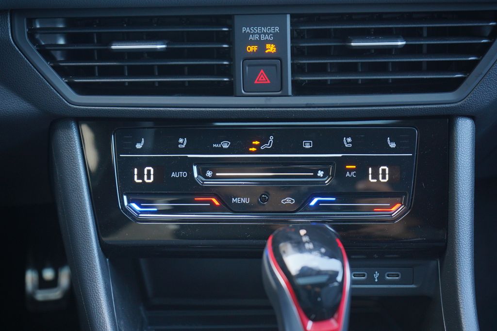2025 Volkswagen Jetta GLI Autobahn 17