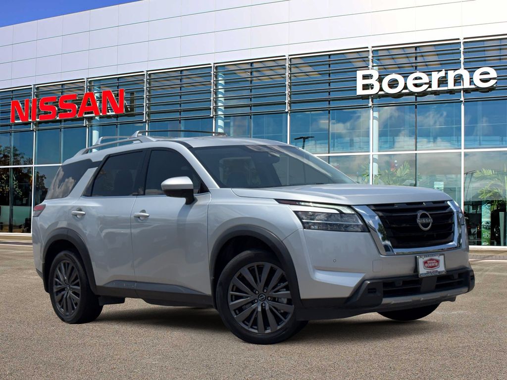 Brilliant Silver Metallic 2023 Nissan Pathfinder SUV / Crossover Front-Wheel Drive 9-Speed Automatic