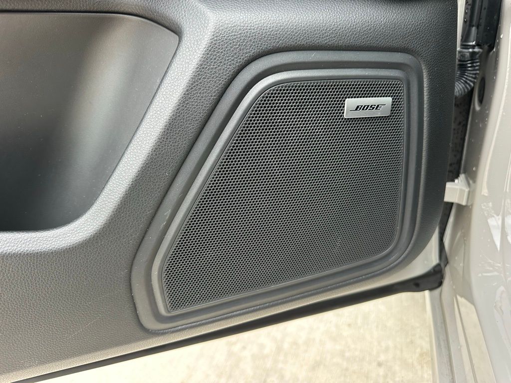 Thumbnail: 2021 Porsche Macan - 22