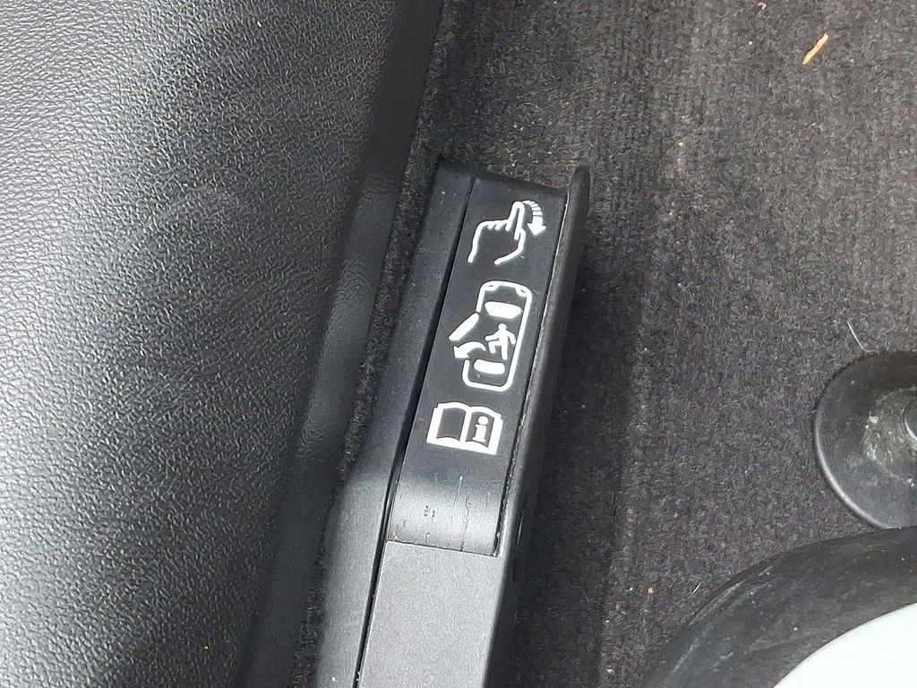 Thumbnail: 2023 Chevrolet Corvette - 28