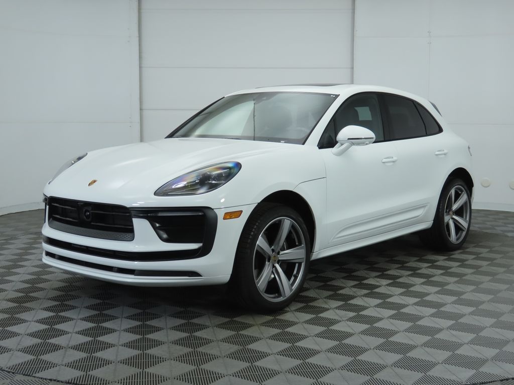 2024 Porsche Macan  -
                Phoenix, AZ