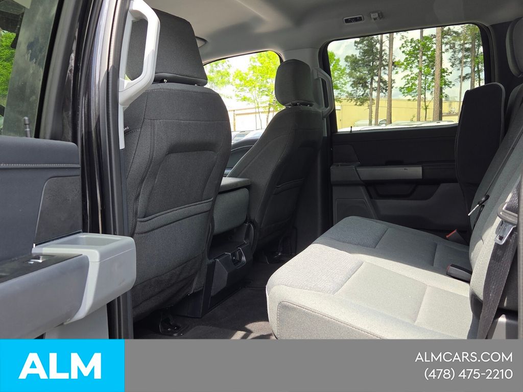 Used 2025 Black Ford XLT image 9