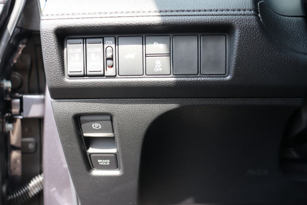 Thumbnail: 2026 Honda Odyssey - 32