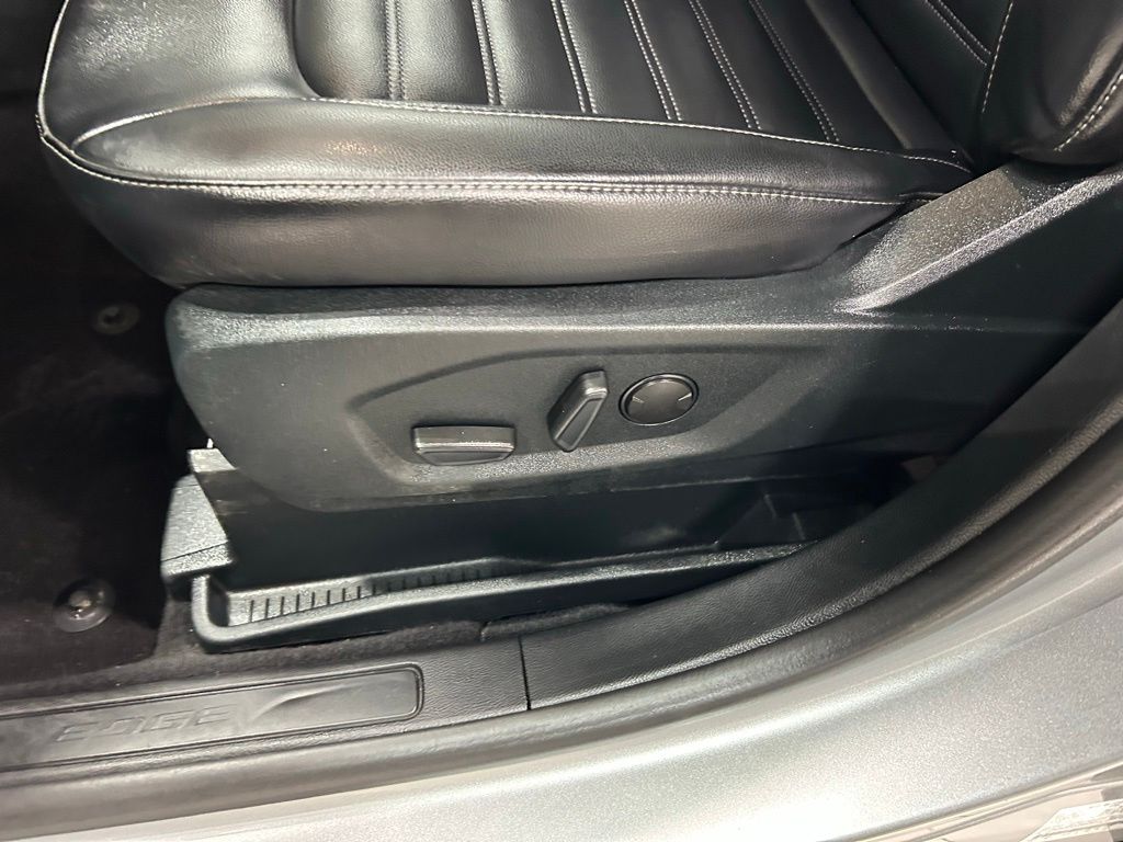used 2022 Ford Edge car, priced at $19,841