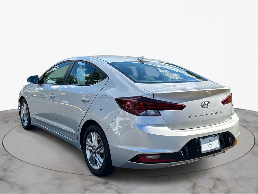 Thumbnail: 2019 Hyundai Elantra - 11