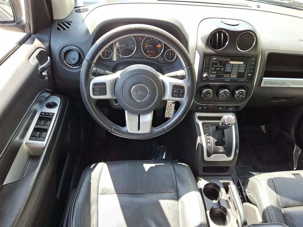 Thumbnail: 2017 Jeep Compass - 11