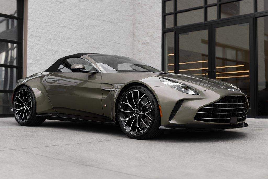 2026 Aston Martin Vantage 4.0 V8 Roadster's photo