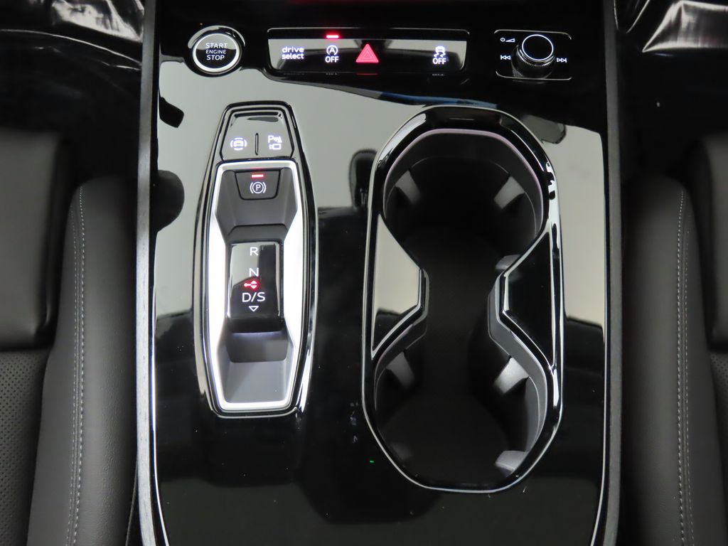 Thumbnail: 2025 Audi A5 - 21