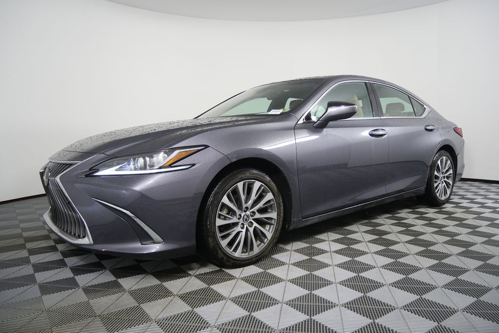 Thumbnail: 2019 Lexus ES - 7