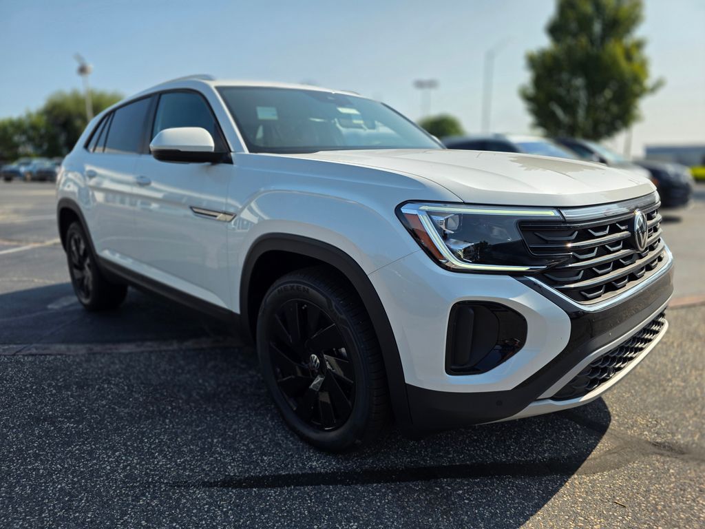 2026 Volkswagen Atlas Cross Sport 2.0T SE w/Technology White/off-white at Sutliff Volkswagen