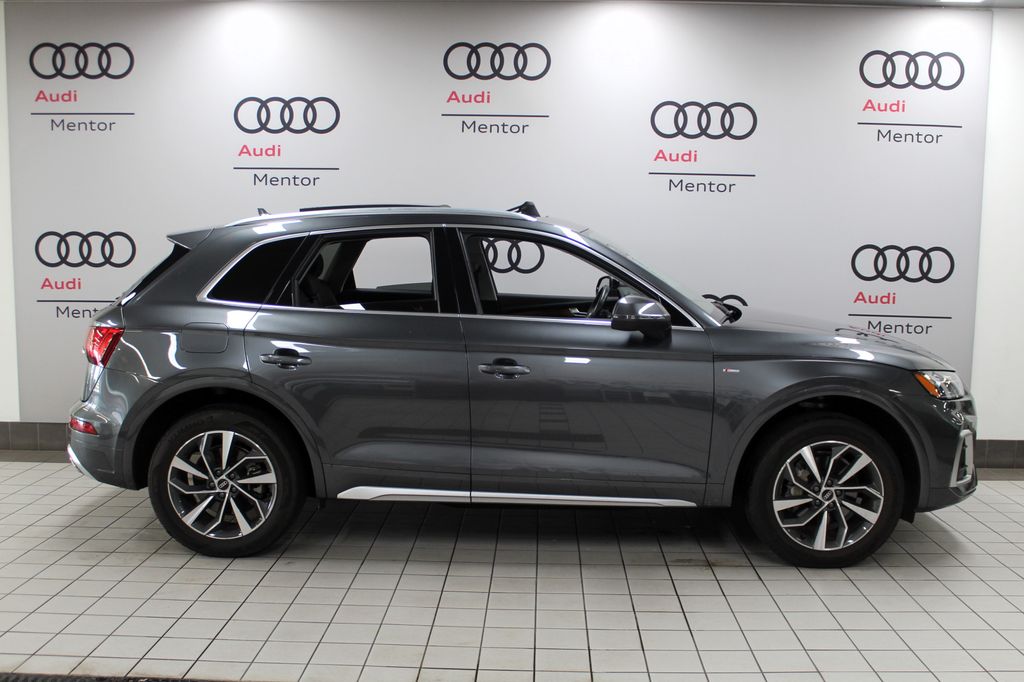 Thumbnail: 2022 Audi Q5 - 7