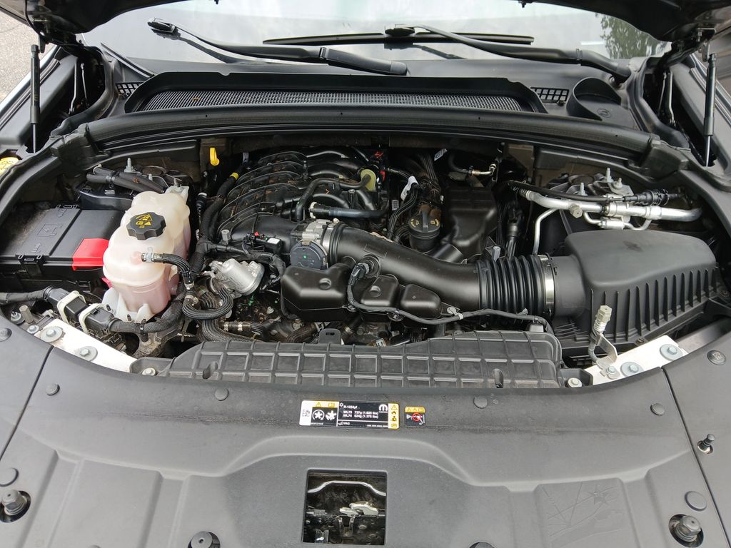 Used 2022 Gray Jeep Limited image 29