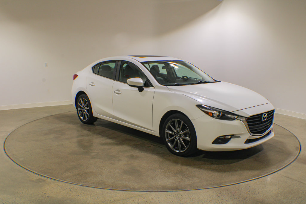 Used 2018 White Mazda Grand Touring image 7