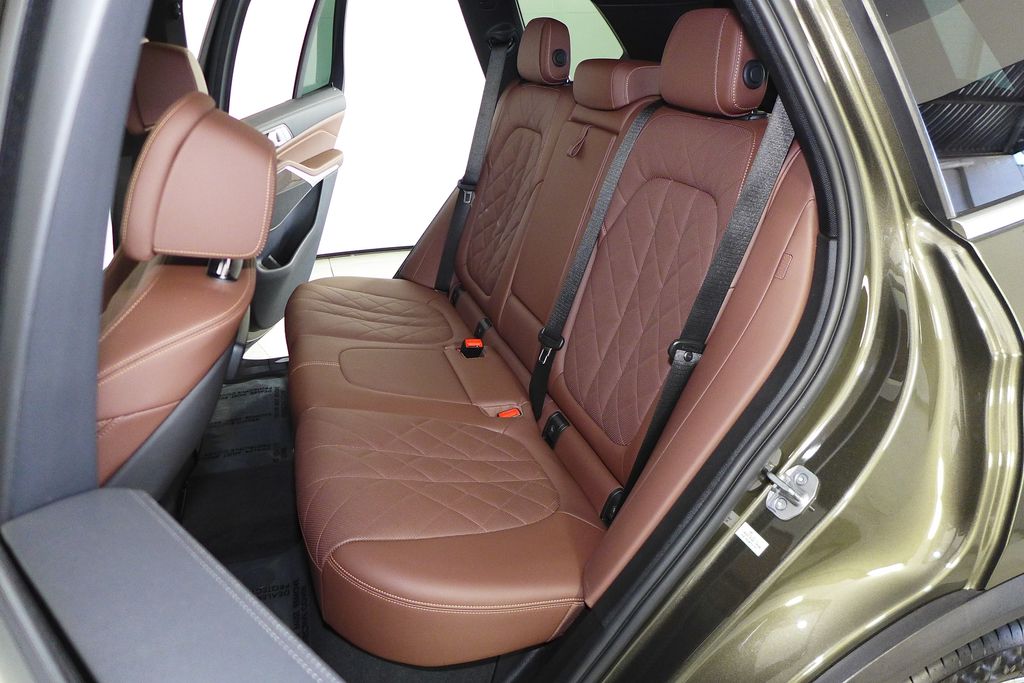 Thumbnail: 2023 BMW X5 - 20