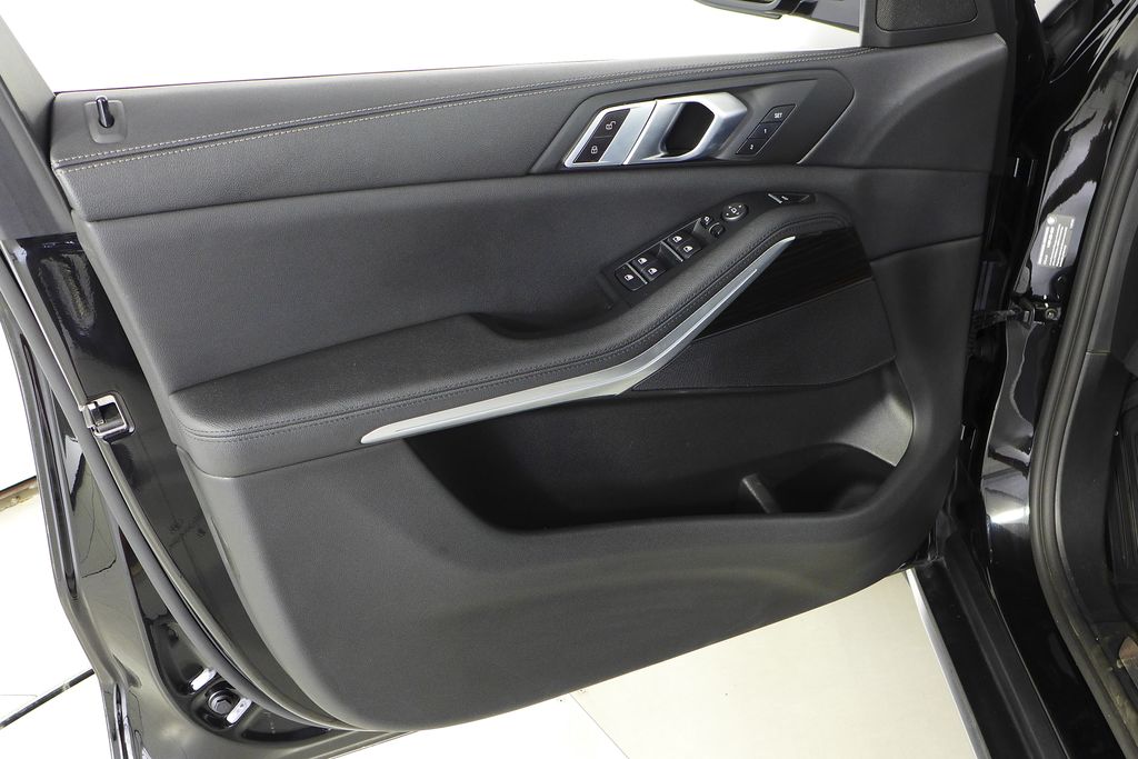 Thumbnail: 2020 BMW X5 - 11