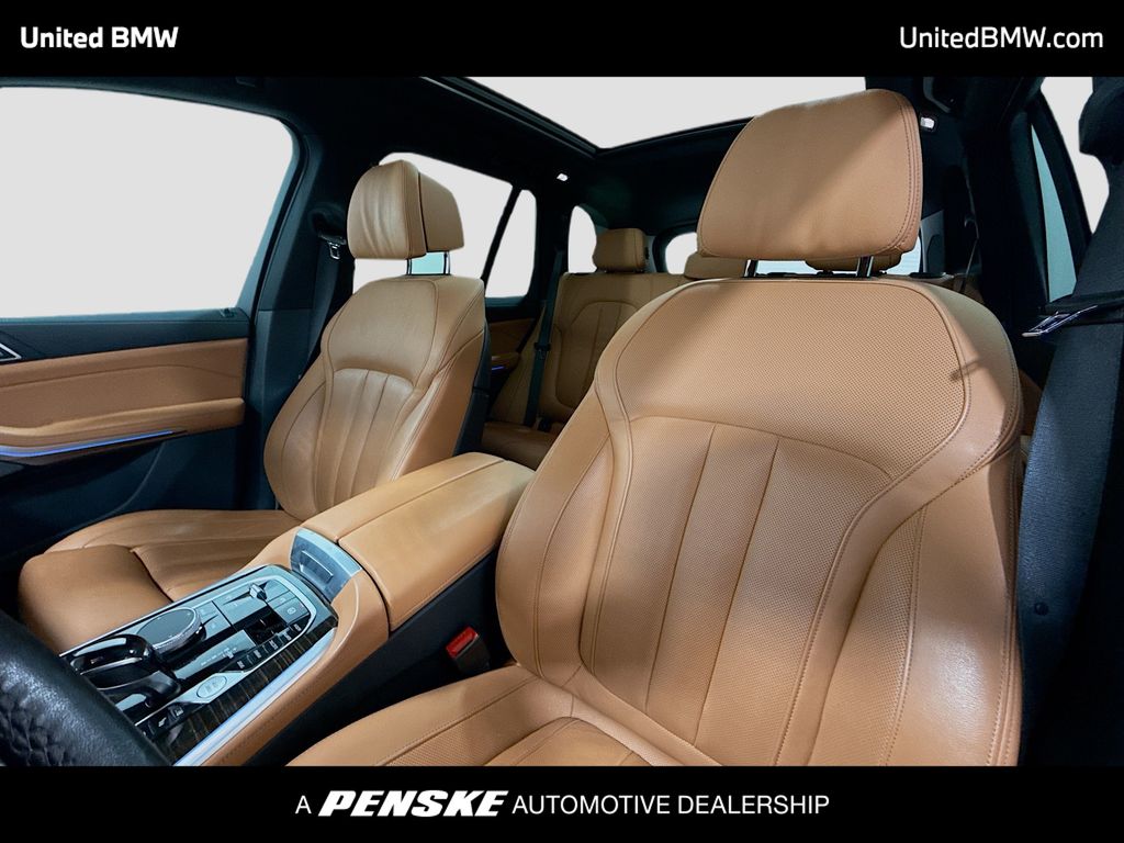 Thumbnail: 2021 BMW X5 - 5