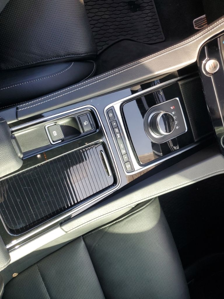 Used Car 2020 Jaguar F-pace  25t Checkered Flag For Sale Under $30,000 In Austin, Texas