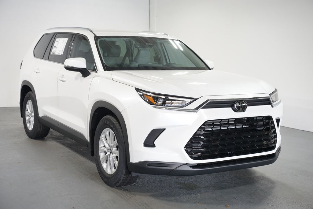 Thumbnail: 2026 Toyota Grand Highlander - 3