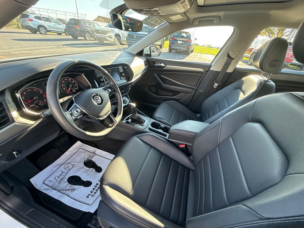 2021 Volkswagen Jetta 1.4T SE White at Bob Ruth Ford