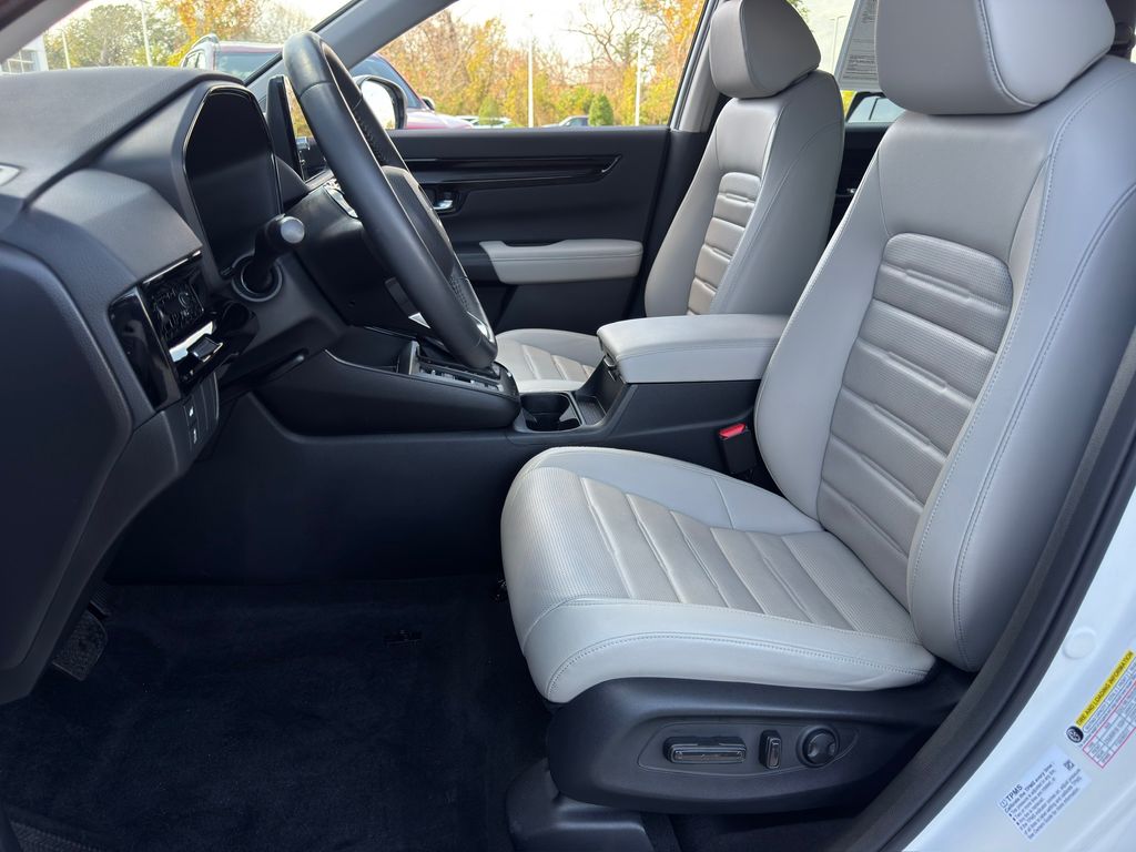 2024 Honda CR-V EX-L White at AutoSavvy Houston Northwest