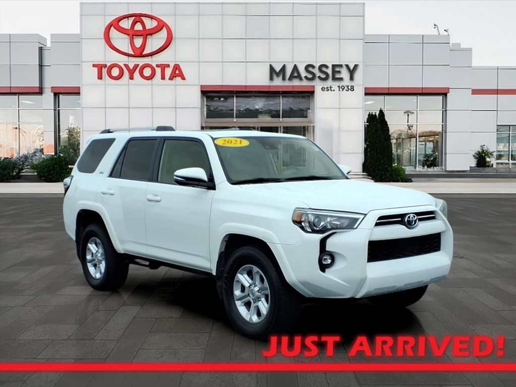 Super White 2021 Toyota 4Runner SUV / Crossover 4X2 5-Speed Automatic Overdrive