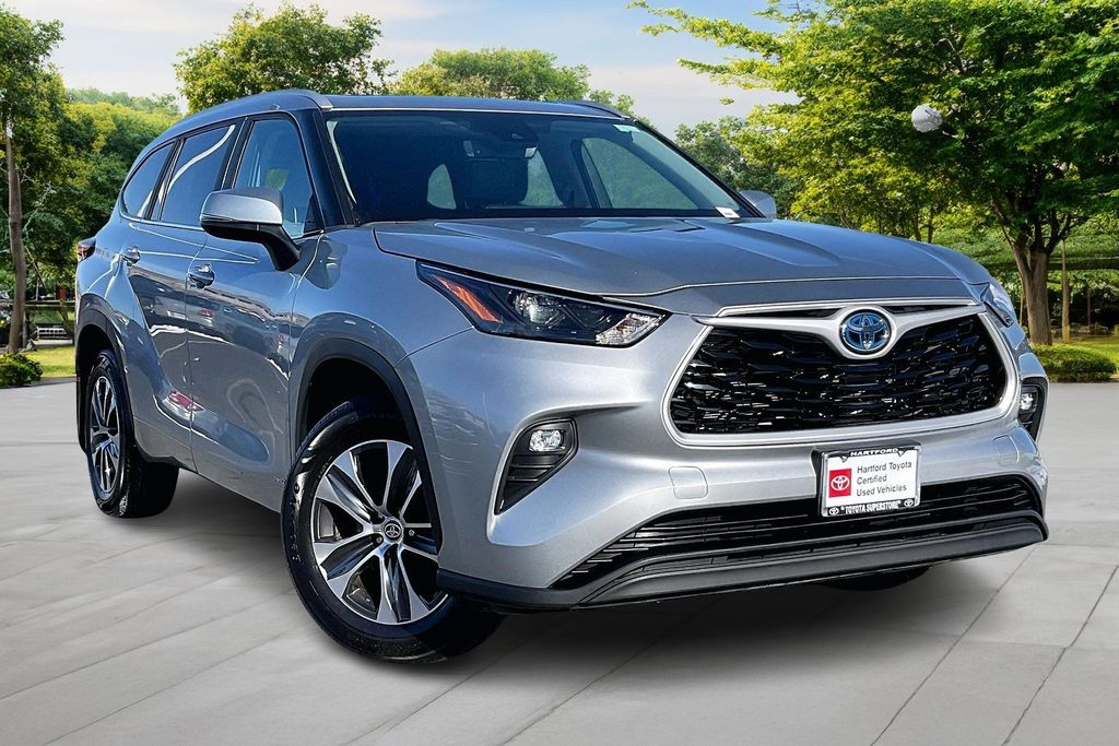 2023 Toyota Highlander Hybrid XLE AWD