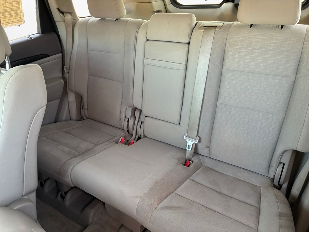 Used Car 2011 Jeep Grand Cherokee  Laredo For Sale Under $10,000 In Austin, Texas