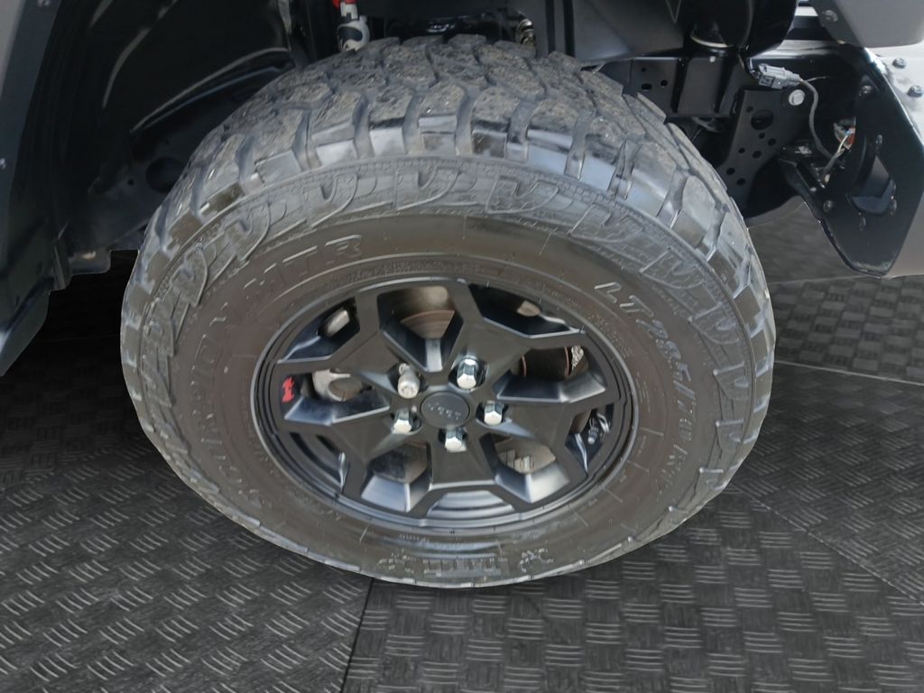 Used Car 2020 Jeep Gladiator  Rubicon For Sale Under $35,000 In Austin, Texas