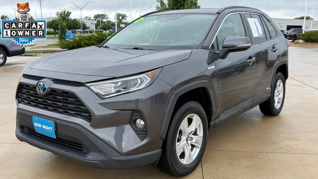 2021 Toyota RAV4 Hybrid XLE