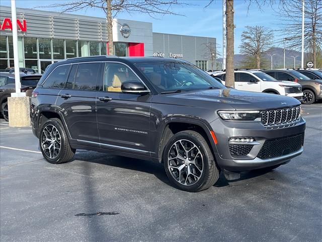 Baltic Gray Metallic Clearcoat 2022 Jeep Grand Cherokee Summit 4WD SUV / Crossover Four-Wheel Drive 8-Speed Automatic