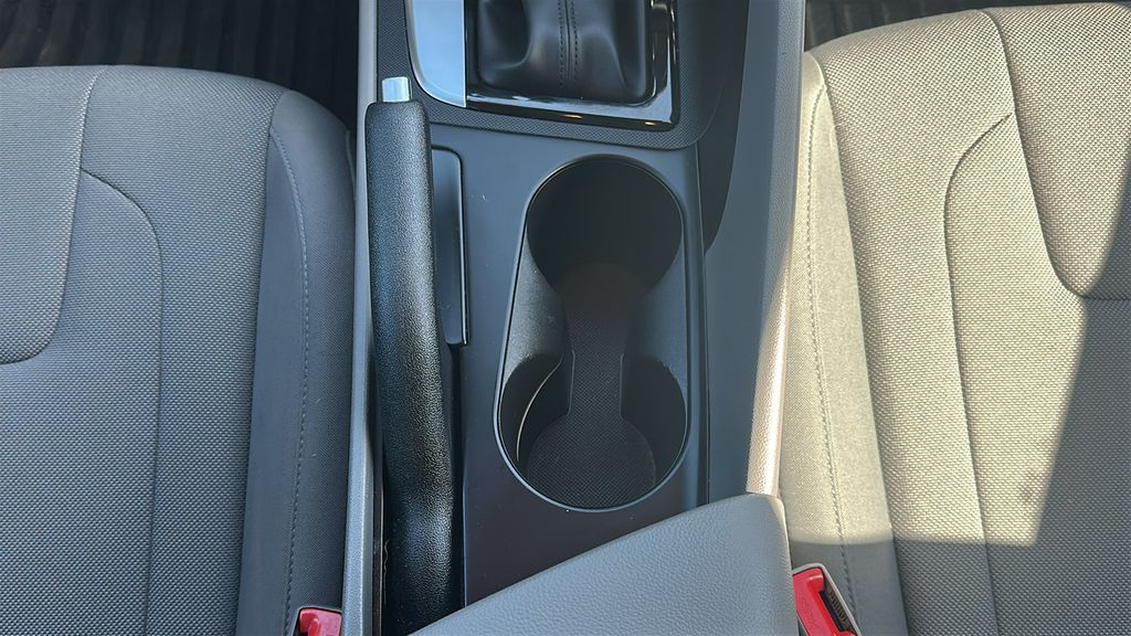 2024 Hyundai Elantra SE White at Classic Elite Chevrolet Sugar Land