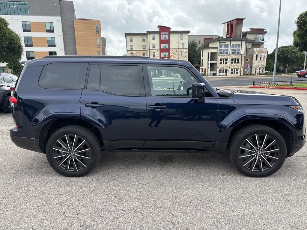 Thumbnail: 2025 Lexus GX - 6