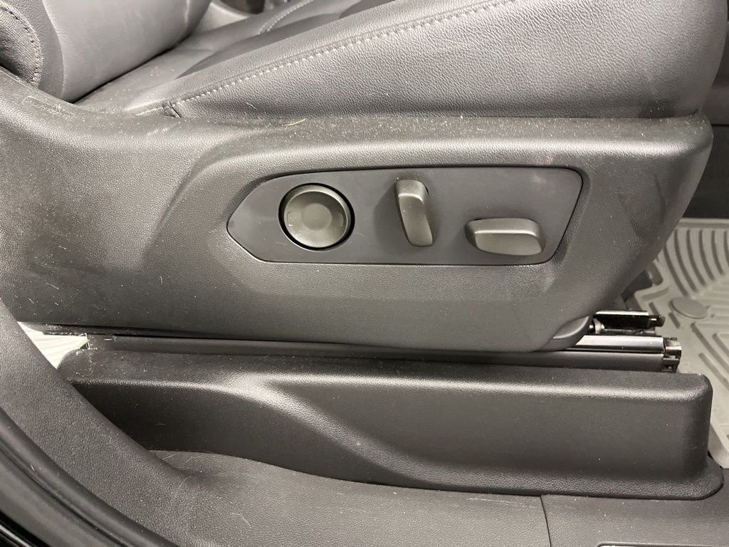 Thumbnail: 2021 Chevrolet Tahoe - 8