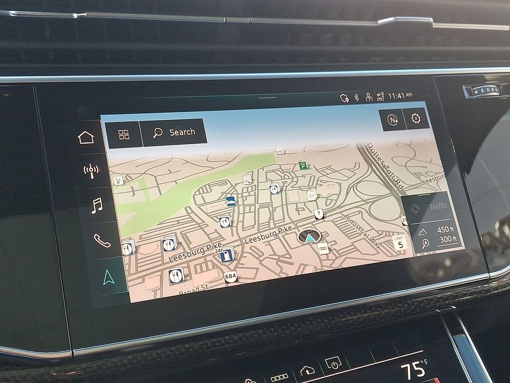 Thumbnail: 2023 Audi SQ7 - 17