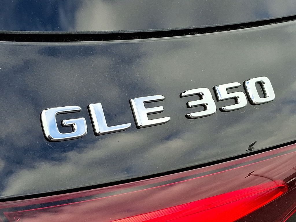 Thumbnail: 2026 Mercedes-Benz GLE - 20