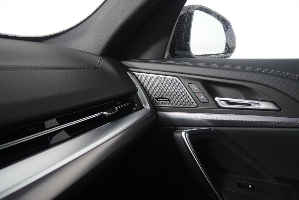 Thumbnail: 2026 BMW X2 - 25