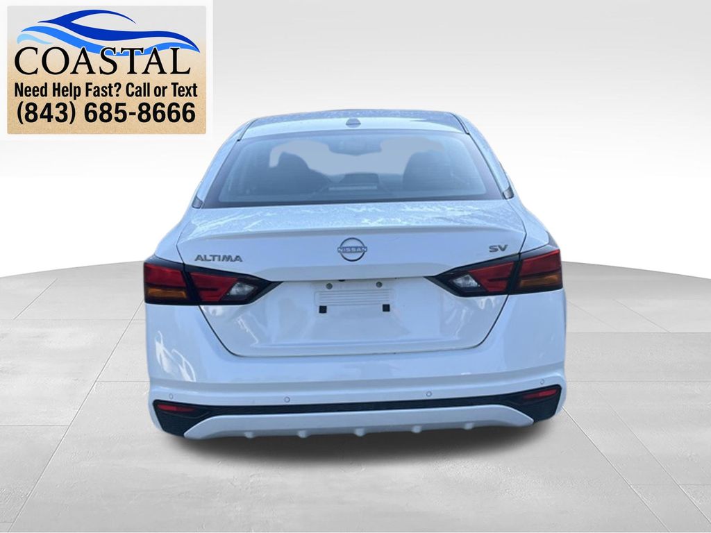 2024 Nissan Altima 2.5 SV White at Lugoff Nissan