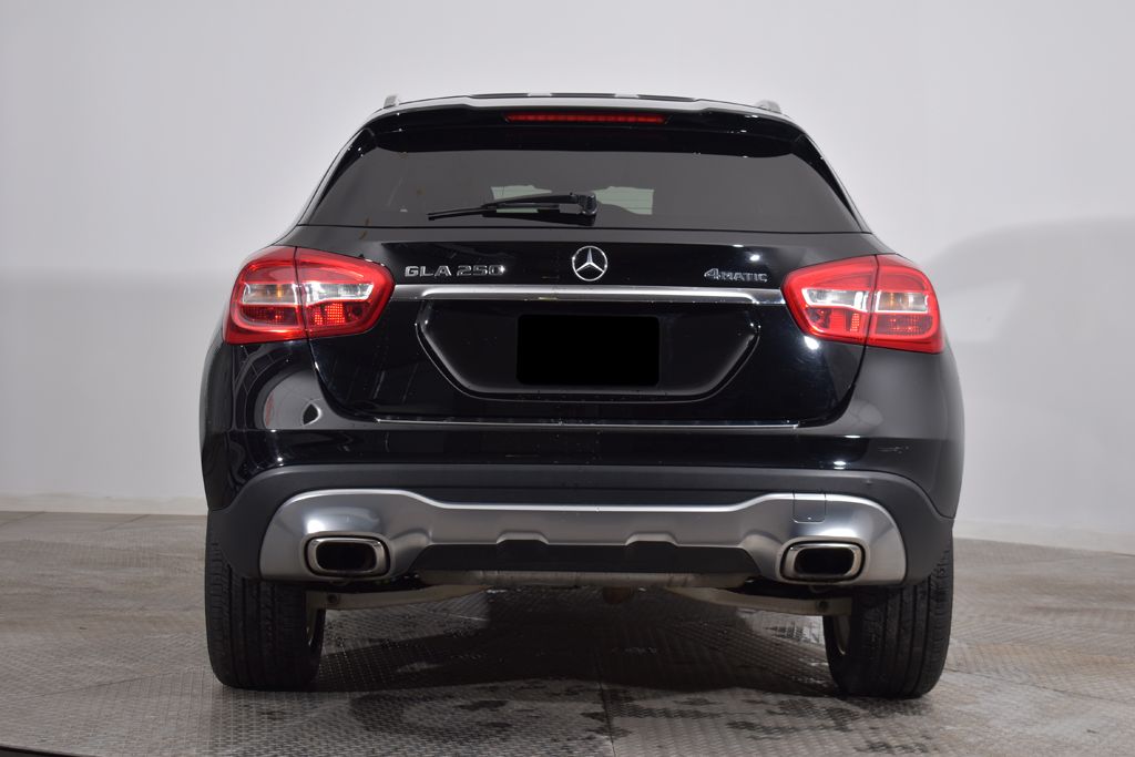 Thumbnail: 2018 Mercedes-Benz GLA - 4