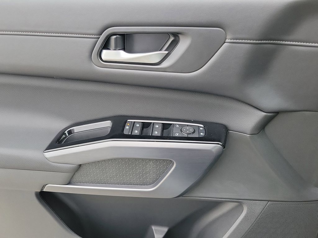 new 2026 Nissan Pathfinder car, priced at $41,116