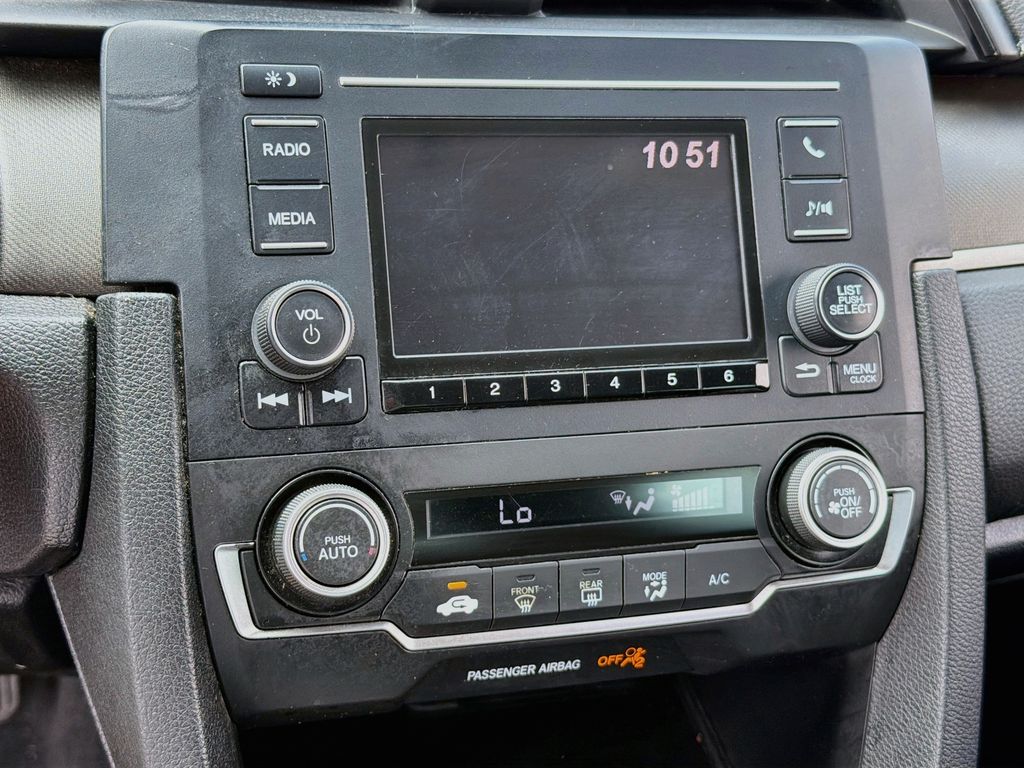 Used 2019 Silver Honda LX image 10