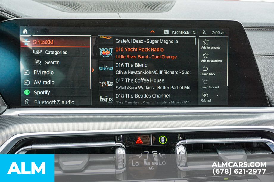 Used 2023 White BMW sDrive40i image 38